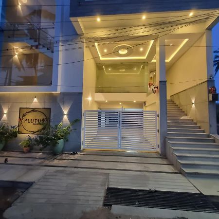 Отель Plutus Residency Ауровиль Экстерьер фото